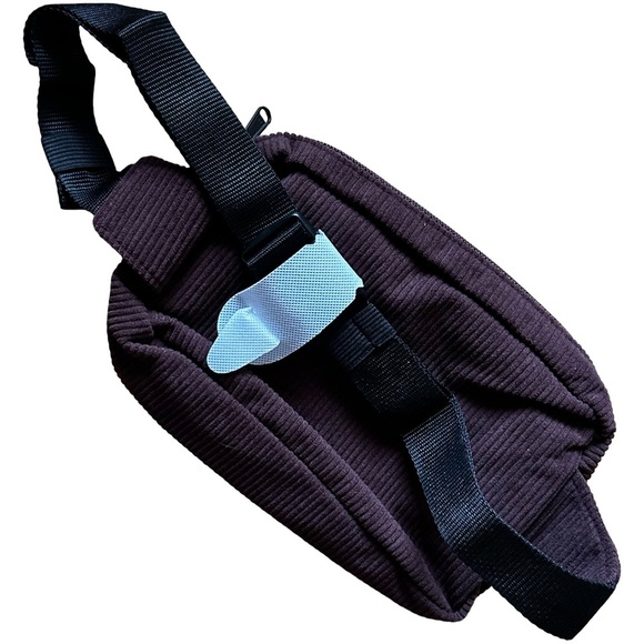 Tim Hortons Justin Bieber TimBiebs Fanny Pack Corduroy Brown NWT - Picture 3 of 4